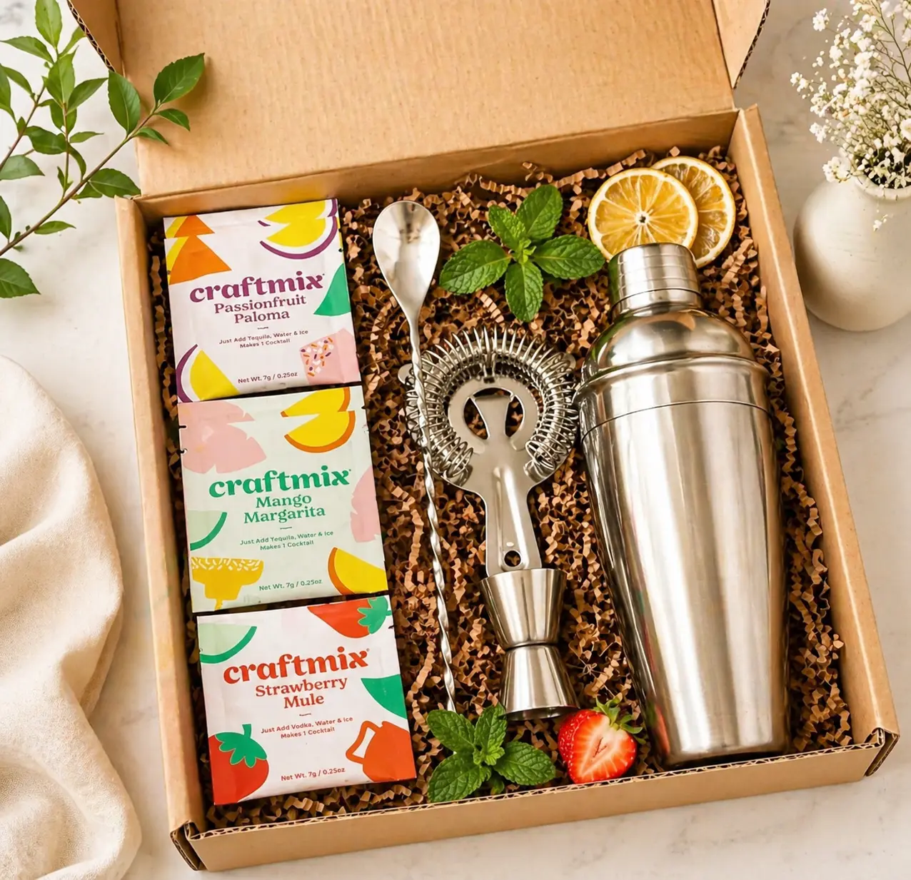 CocktailMix Pro Gift Set with Shaker